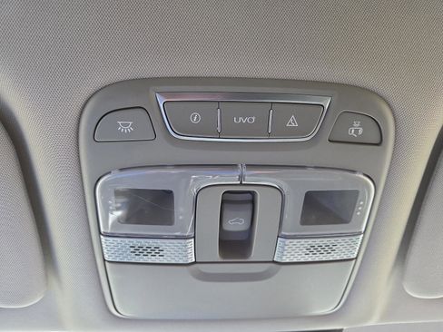 Used 2020 Kia Telluride EX image 17