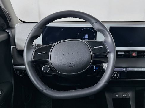 Used 2024 Hyundai Ioniq 5 SEL RWD image 18