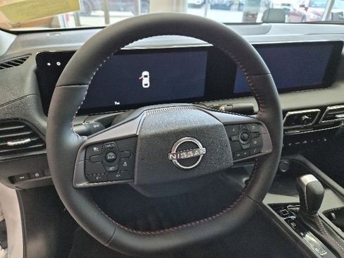 New 2026 Nissan Sentra SR FWD image 16