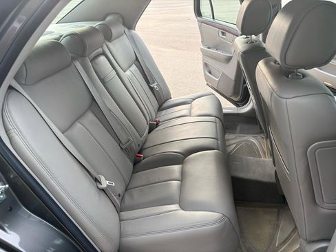 Used 2006 Cadillac DTS FWD image 27