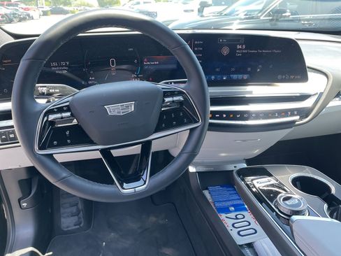 Certified 2024 Cadillac Lyriq Sport RWD image 7