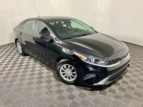 Used 2022 Kia Forte Sedan FWD image 5