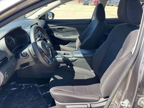 Used 2025 Nissan Sentra S FWD image 24