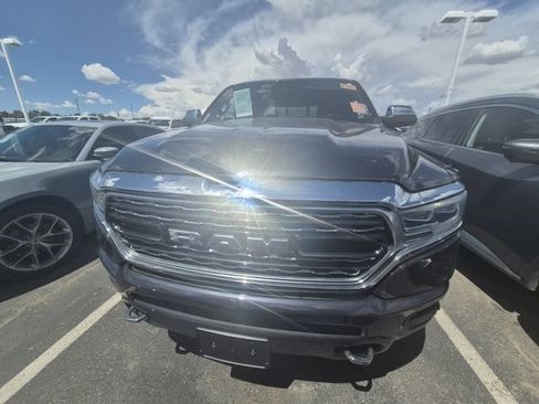 Used 2019 RAM 1500 Limited AWD/4WD image 2