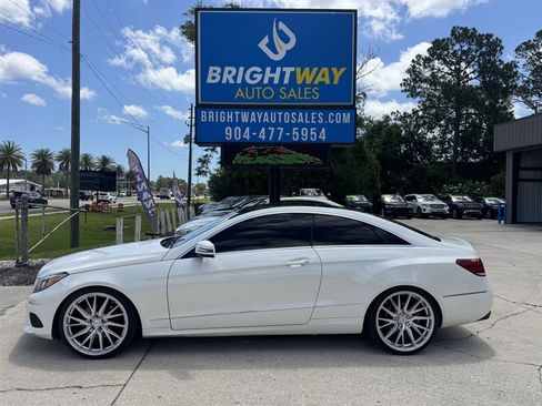 Used 2015 Mercedes-Benz E 400 4MATIC Coupe image 2