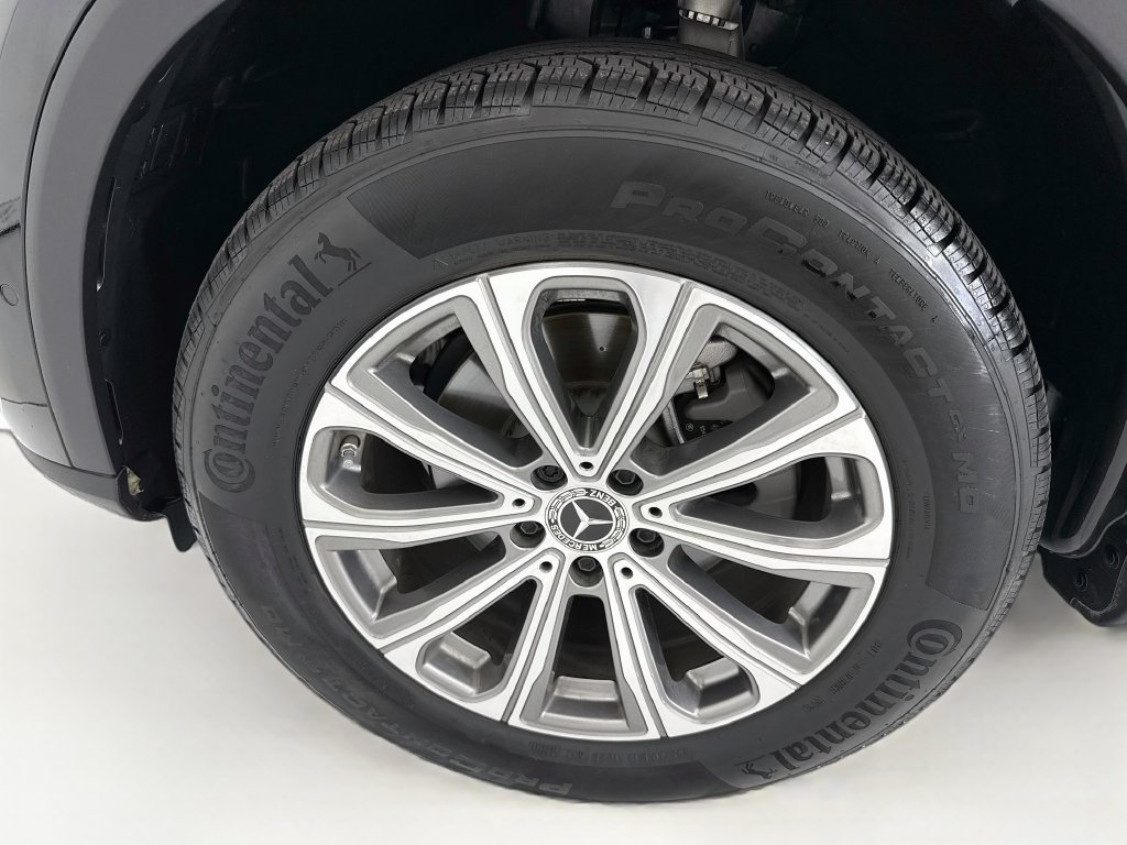 Certified 2026 Mercedes-Benz GLC 300 image 28