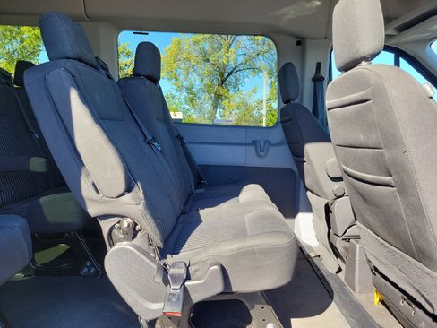 Used 2019 Ford Transit 350 XLT image 11