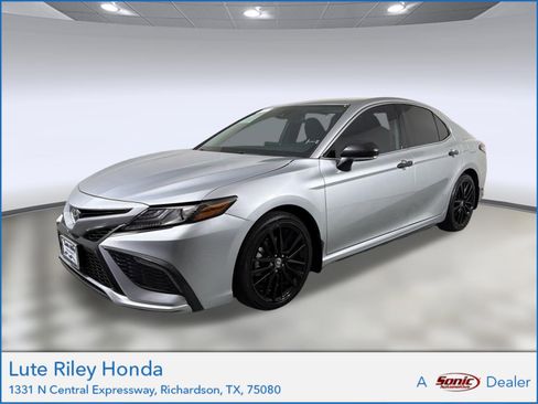 Used 2024 Toyota Camry XSE image 1