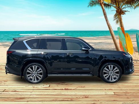 Used 2026 Lexus LX 700h Luxury AWD/4WD image 7