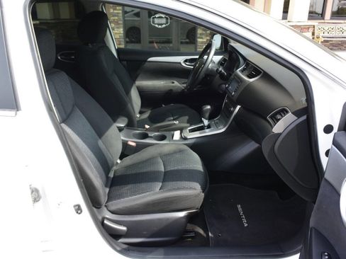 Used 2014 Nissan Sentra SR w/ SR Driver Package image 29