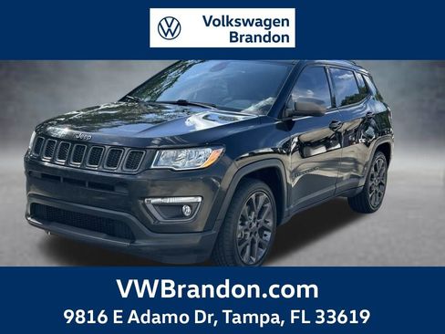 Used 2021 Jeep Compass Latitude FWD image 1
