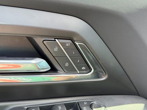 New 2025 Chevrolet Silverado EV RST image 20