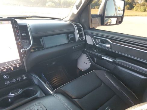Used 2025 RAM 1500 Laramie w/ Night Edition image 11