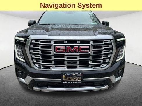 Used 2025 GMC Yukon Denali AWD/4WD image 4