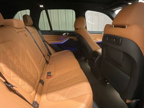 Used 2023 BMW X5 xDrive40i w/ Premium Package image 12