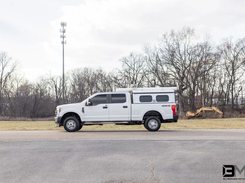 Used 2018 Ford F350 XL image 1