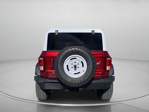 New 2025 Ford Bronco Heritage Edition image 4