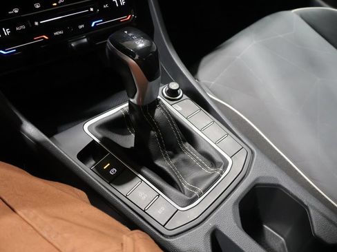 Used 2025 Volkswagen Jetta Sport FWD image 28