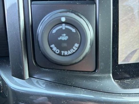 Used 2023 Ford F150 XLT w/ Equipment Group 302A High image 17