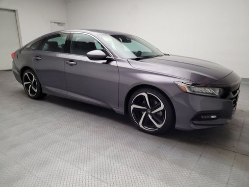 Used 2018 Honda Accord Sport image 11