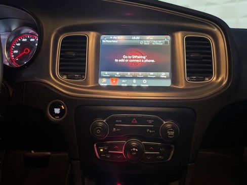 Used 2023 Dodge Charger SXT image 22