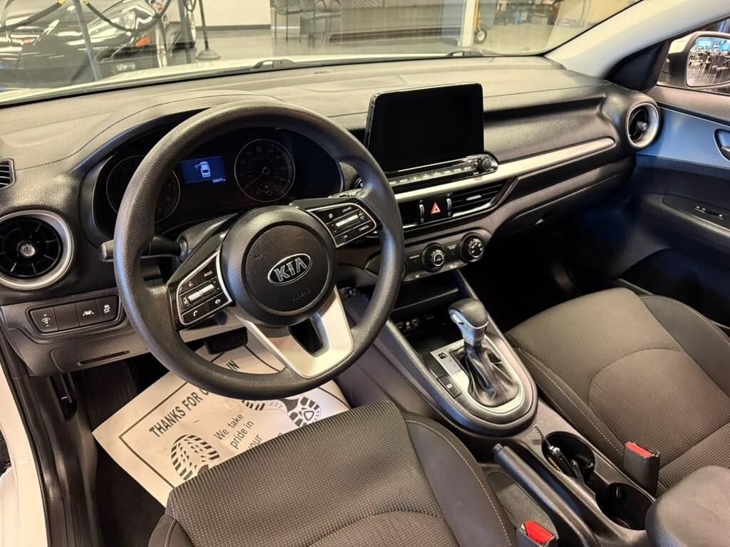 Used 2021 Kia Forte Sedan FWD image 9