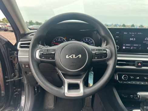 Used 2022 Kia K5 LX FWD image 18