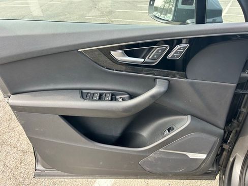 Used 2017 Audi Q7 3.0T Prestige image 20