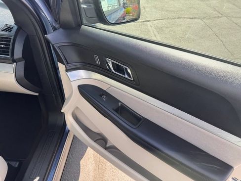Used 2018 Ford Explorer 4WD image 28
