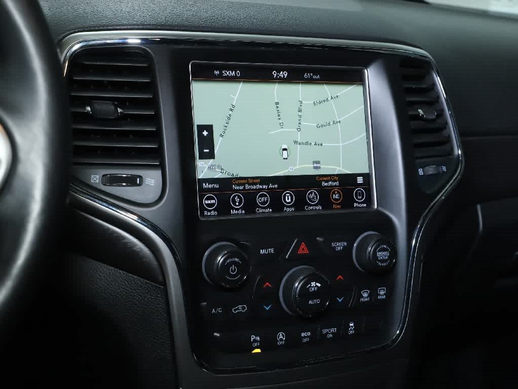 Used 2018 Jeep Grand Cherokee Altitude AWD/4WD image 25