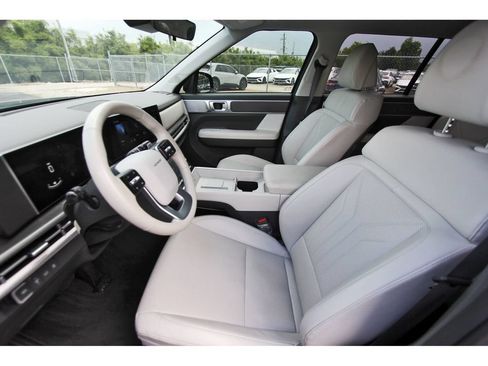 Certified 2025 Hyundai Santa Fe SEL FWD image 15