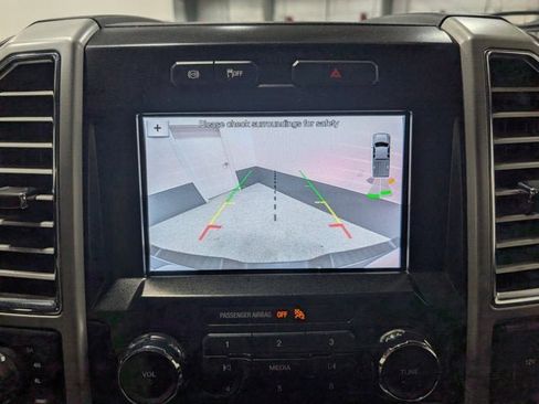 Used 2017 Ford F350 Lariat w/ Camper Package image 31