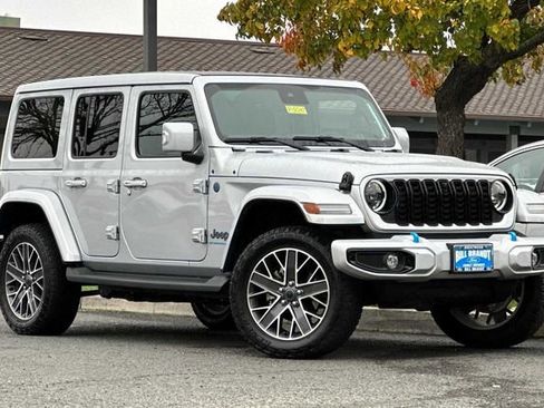 Used 2024 Jeep Wrangler High Altitude image 2