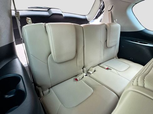 Used 2022 Nissan Armada SL w/ Captain's Chairs Package RWD image 30