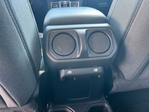 Used 2025 Jeep Wrangler Unlimited Sport AWD/4WD image 22