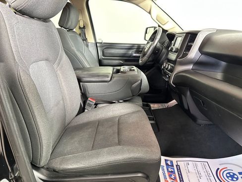 Used 2019 RAM 1500 Tradesman w/ SXT Appearance Group AWD/4WD image 30