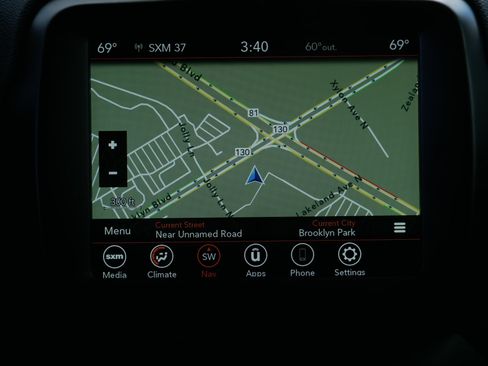 Used 2022 Jeep Renegade Latitude AWD/4WD image 33