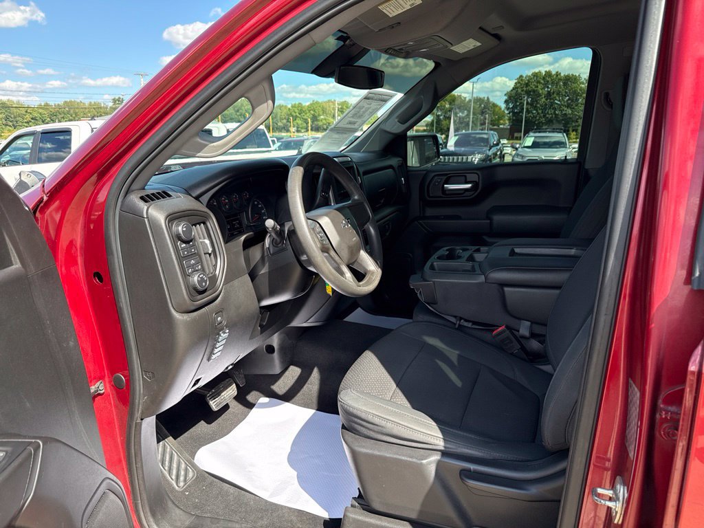 Used 2019 Chevrolet Silverado 1500 Custom Trail Boss w/ Custom Convenience Package AWD/4WD image 22