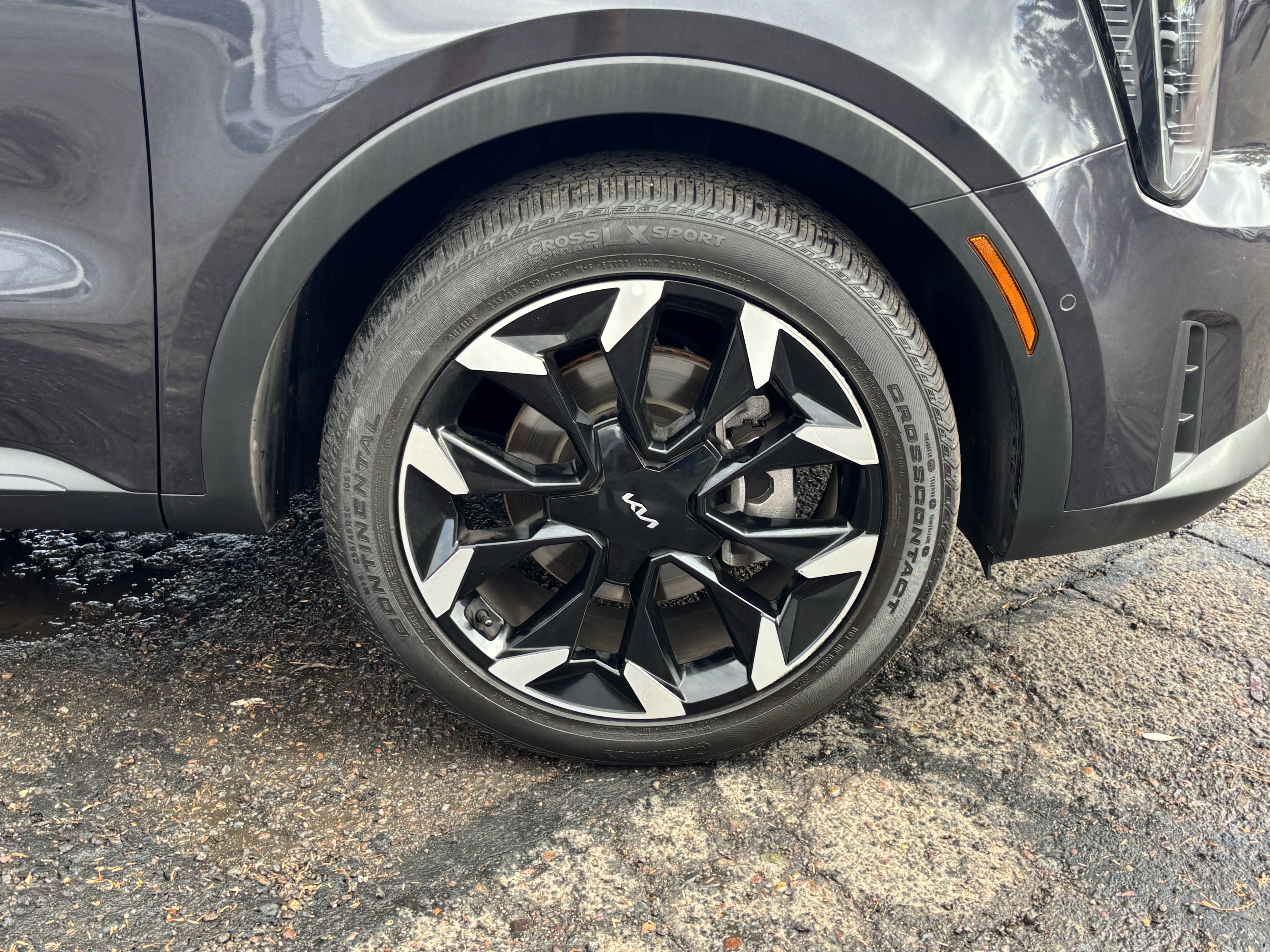 Used 2025 Kia Sorento SX FWD image 7