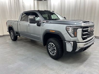 Used 2024 GMC Sierra 2500 SLT w/ SLT Convenience Package