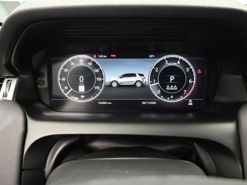 Used 2020 Land Rover Discovery Sport SE AWD/4WD image 22