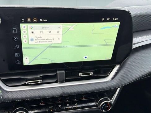 Used 2025 Chevrolet Equinox LT image 14