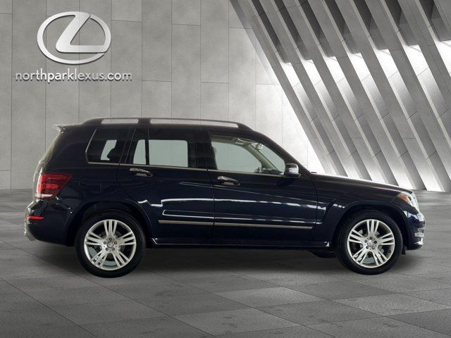 Used 2014 Mercedes-Benz GLK 250 BlueTEC 4MATIC image 4
