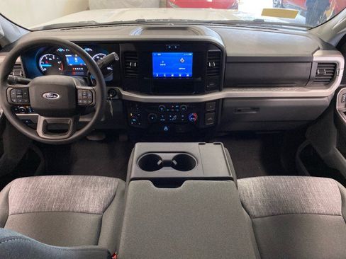 New 2026 Ford F250 XLT w/ FX4 Off-Road Package AWD/4WD image 10