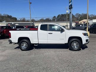 Used 2018 Chevrolet Colorado W/T video 2