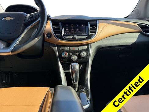 Used 2020 Chevrolet Trax Premier image 11