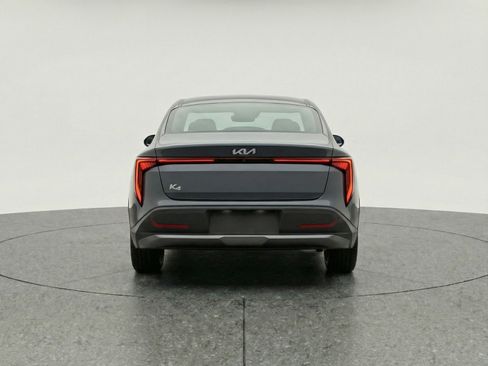 Used 2025 Kia K4 LXS image 7