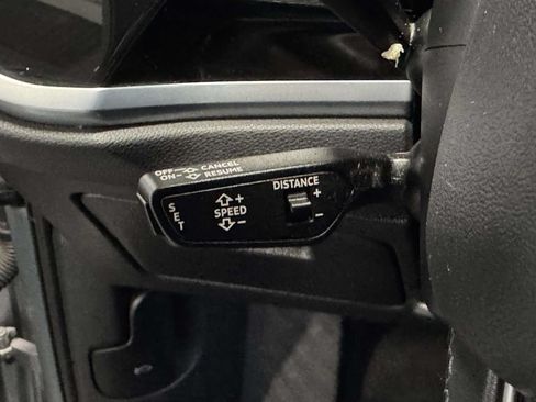 Used 2022 Audi Q3 2.0T Premium Plus AWD/4WD image 28