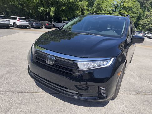 Used 2023 Honda Odyssey Elite image 1