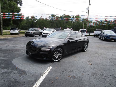 Used 2022 Genesis G70 2.0T w/ Prestige Package RWD image 36
